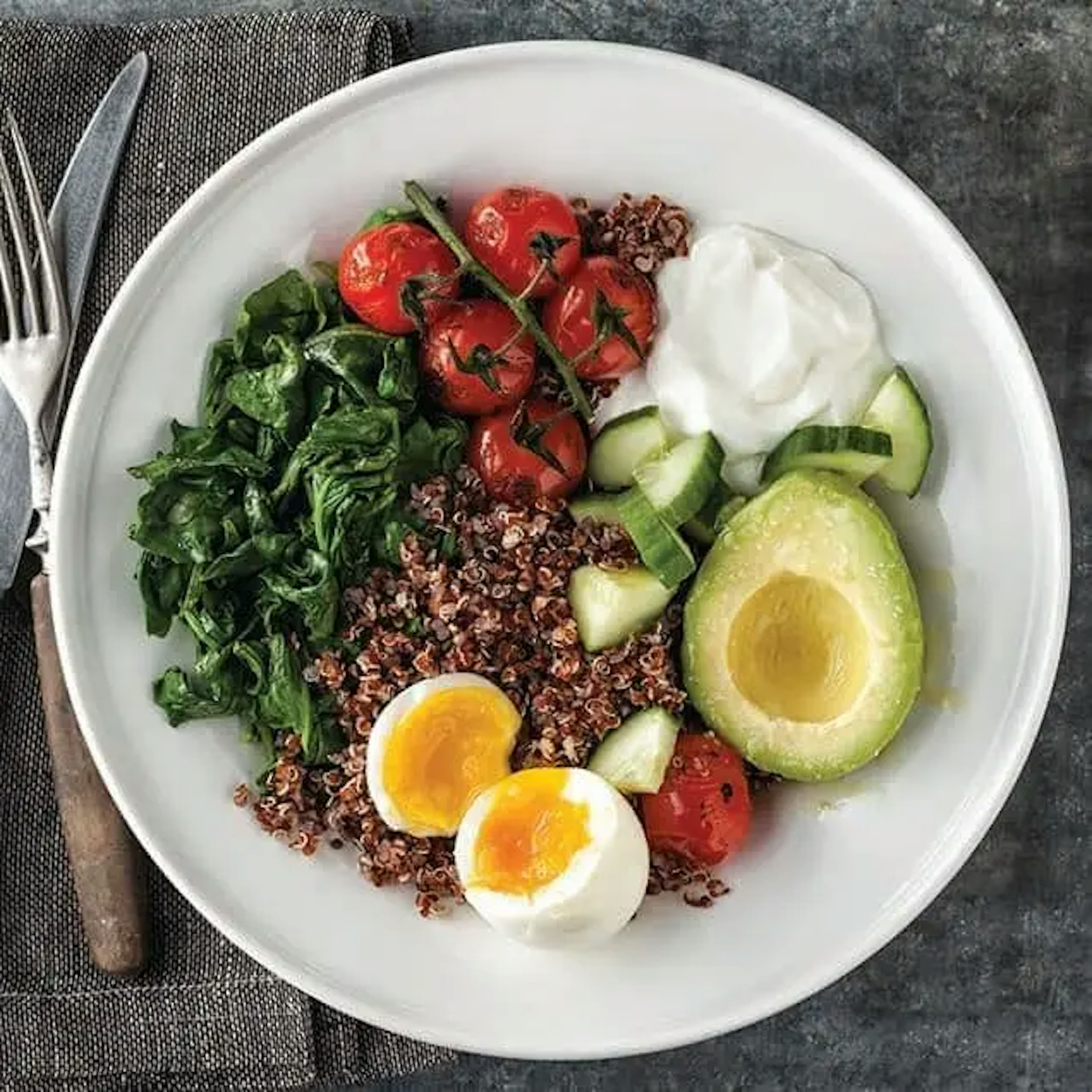 Red Quinoa Power Breakfast Bowl